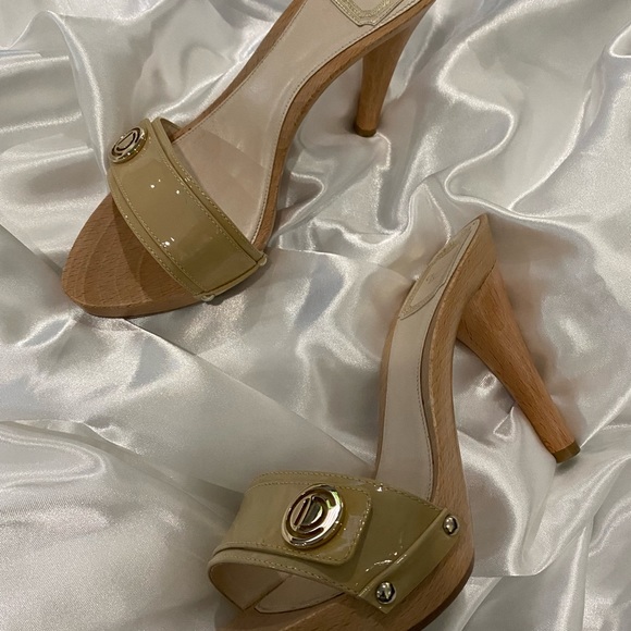 DIOR HEELS - Picture 1 of 6